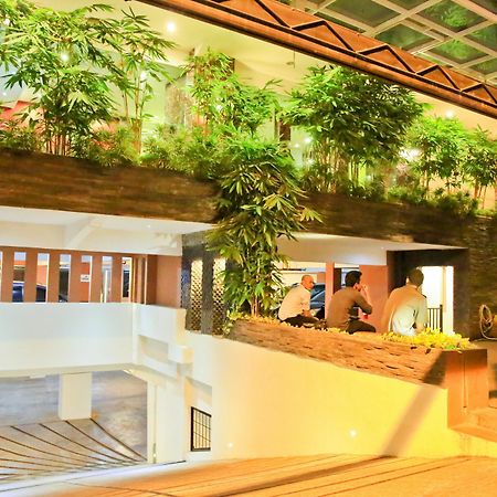 Kyo Serviced Apartment Cilandak  ภายนอก รูปภาพ