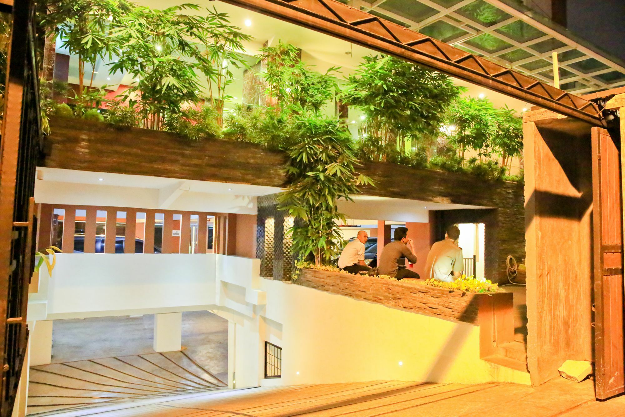 Kyo Serviced Apartment Cilandak  ภายนอก รูปภาพ